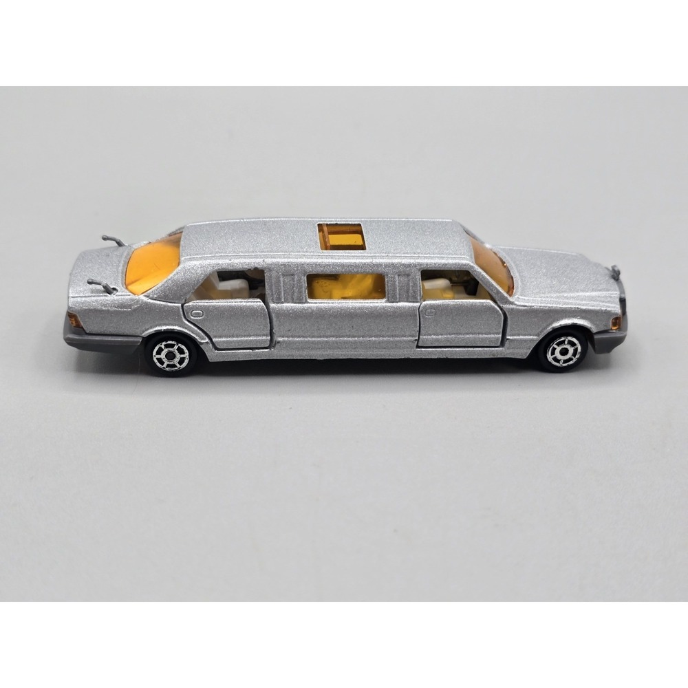 Vintage Majorette Mercedes Limousine No.326 1:58